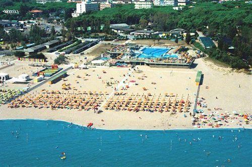 Hotel Sole Rosolina Mare Exterior foto